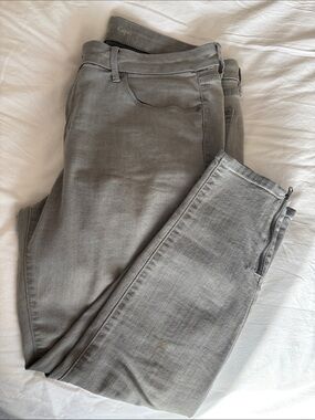 Apt. 9 Women's Gray Cropped Skinny Jeans with Ankle Zips 14